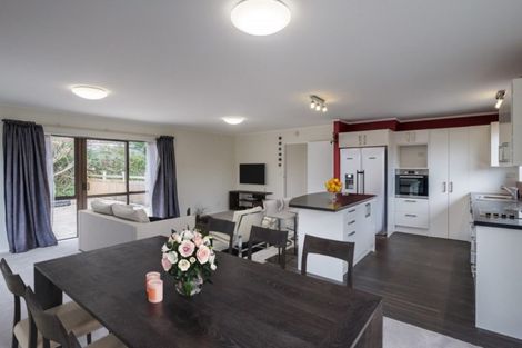 Photo of property in 4 Graham Grove, Waikanae, 5036