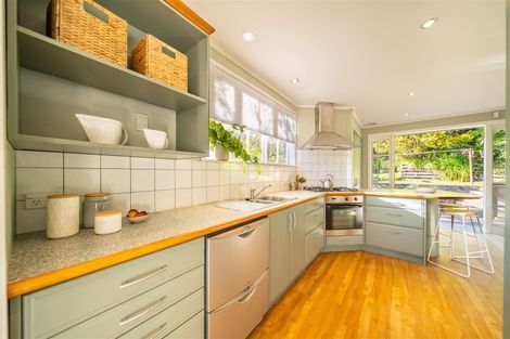 Photo of property in 28 Chichester Drive, Pinehaven, Upper Hutt, 5019