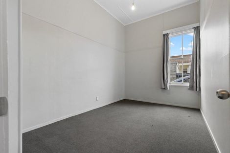 Photo of property in 35 West Street, West End, Palmerston North, 4412