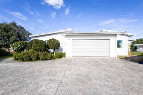 Photo of property in 16 Riverglen Road, Waipu, 0510