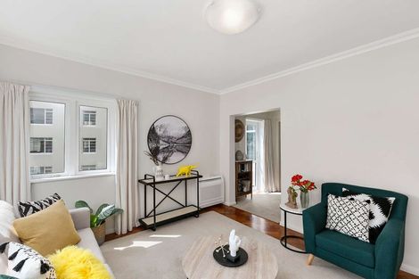 Photo of property in Rehutai Flats, 5/268 Oriental Parade, Oriental Bay, Wellington, 6011