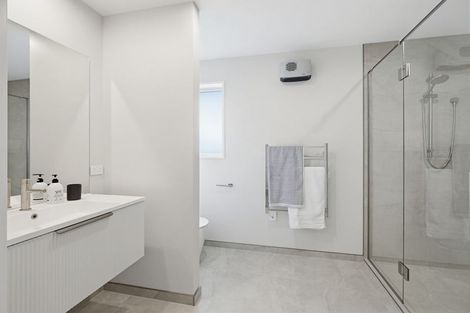 Photo of property in 27a Greig Crescent, Amberley, 7410