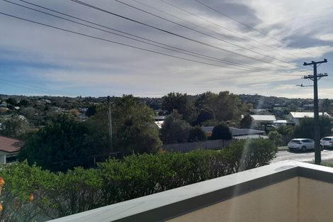 Photo of property in 1/20 Philson Terrace, Browns Bay, Auckland, 0630