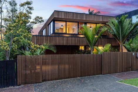 Photo of property in 39 Dryden Street, Grey Lynn, Auckland, 1021