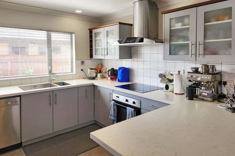 Photo of property in 29 Moana Grove, Waiwhetu, Lower Hutt, 5010