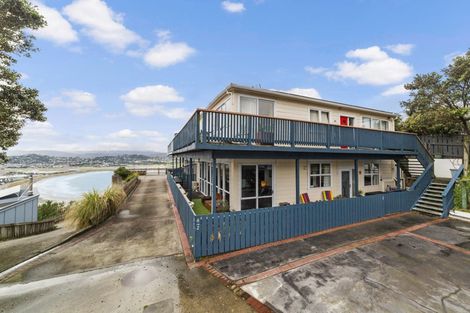 Photo of property in 75a Houghton Bay Road, Houghton Bay, Wellington, 6023