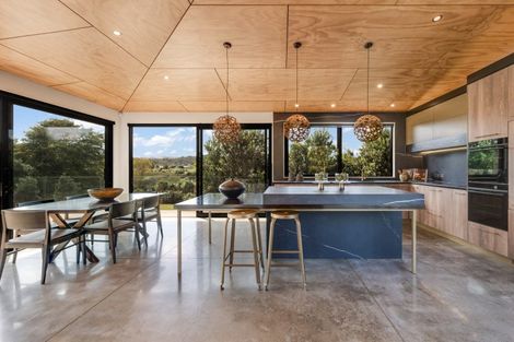 Photo of property in 27 Brownhill Road, Whitford, Manurewa, 2576