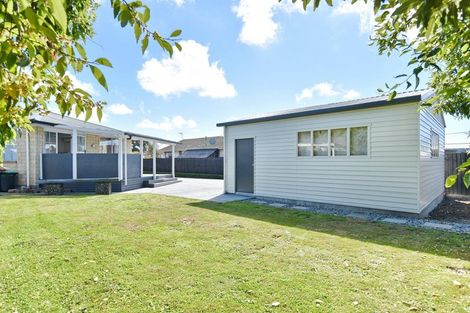 Photo of property in 5 Halligan Place, Belfast, Christchurch, 8051