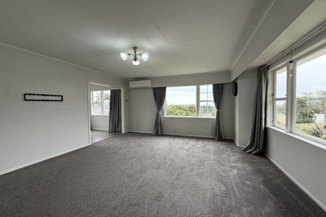 Photo of property in 117 Conclusion Street, Ascot Park, Porirua, 5024