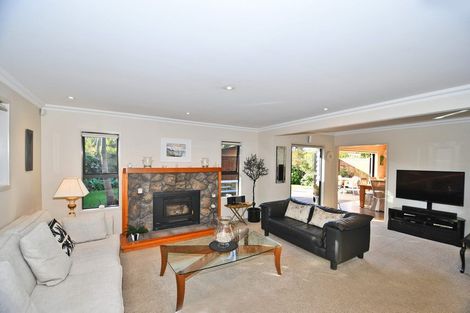 Photo of property in 2 Wonderview Road, Leigh, 0985