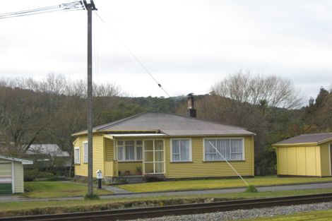 Photo of property in 28 Ranfurly Street, Runanga, 7803