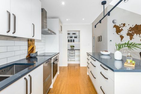 Photo of property in 3 Ramarama Lane, Crofton Downs, Wellington, 6035