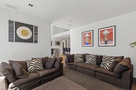 Photo of property in 57 Rossall Street, Merivale, Christchurch, 8014