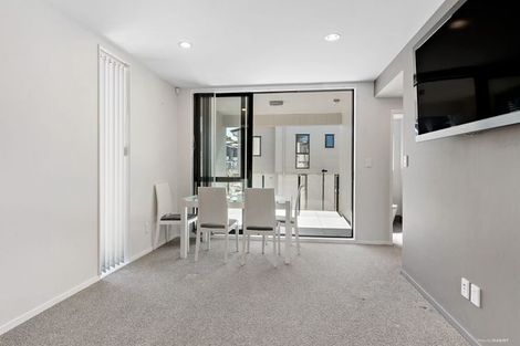 Photo of property in 5/10 Silver Moon Road, Albany Heights, Auckland, 0632