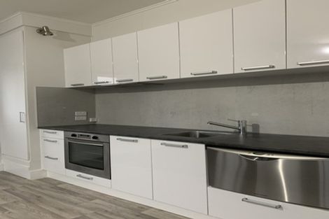 Photo of property in 72 Alexander Street, Cockle Bay, Auckland, 2014