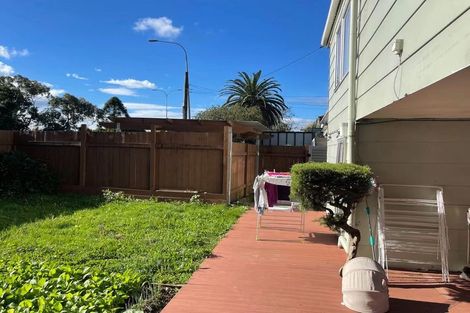 Photo of property in 1/329 Pakuranga Road, Pakuranga Heights, Auckland, 2010