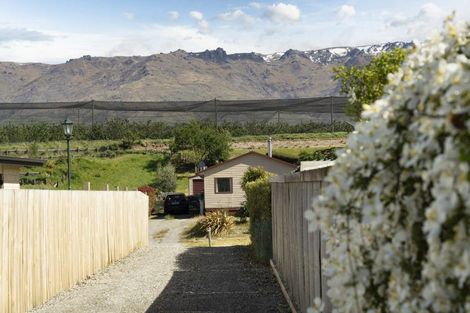 Photo of property in 8a Missy Crescent, Mount Pisa, Cromwell, 9383