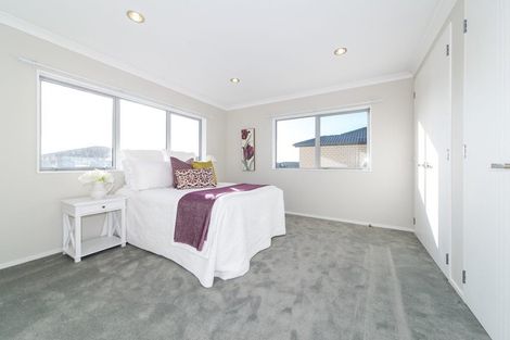 Photo of property in 10 Sunshine Lane, Flat Bush, Auckland, 2019