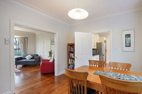 Photo of property in 6 Centennial Drive, Hokowhitu, Palmerston North, 4410