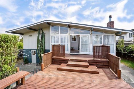 Photo of property in 3 Clendon Place, Manurewa, Auckland, 2102