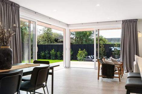 Photo of property in 112 Hamilton Avenue, Ilam, Christchurch, 8041