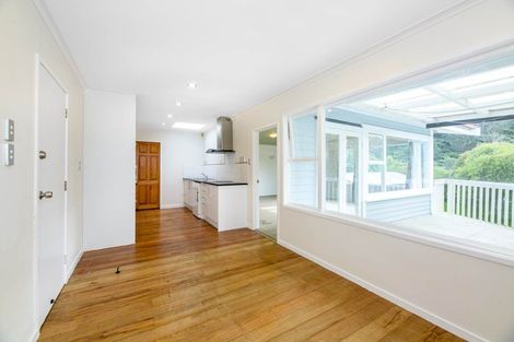 Photo of property in 36 Woodside Road, Massey, Auckland, 0614