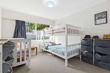 Photo of property in 2/15a Mcintyre Road, Mangere Bridge, Auckland, 2022
