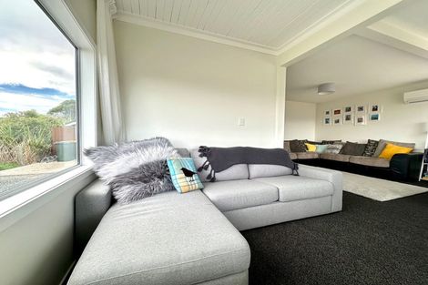 Photo of property in 32 Esplanade, Kaka Point, Balclutha, 9271