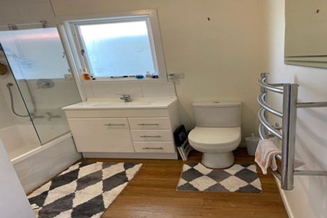 Photo of property in 516 Te Atatu Road, Te Atatu Peninsula, Auckland, 0610