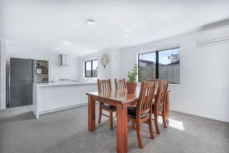 Photo of property in 11a Magnolia Crescent, Nawton, Hamilton, 3200