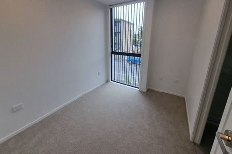 Photo of property in 3/168 Rosebank Road, Avondale, Auckland, 1026