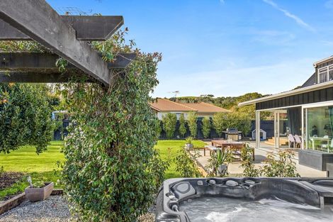 Photo of property in 110 Matakana Valley Road, Matakana, Warkworth, 0985