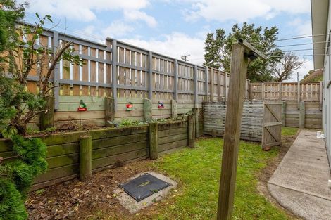 Photo of property in 2a Kokako Road, Otaihanga, Paraparaumu, 5036