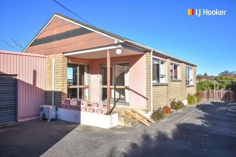 Photo of property in 18 Argyle Street, Mornington, Dunedin, 9011