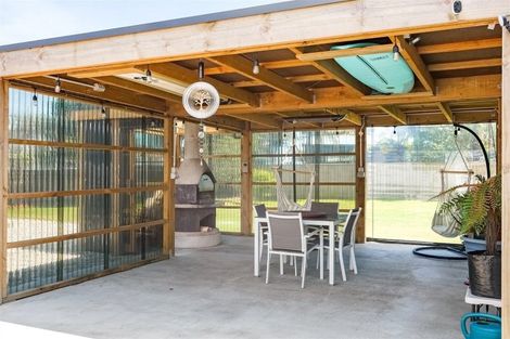 Photo of property in 20 Cook Street, Carters Beach, Westport, 7825