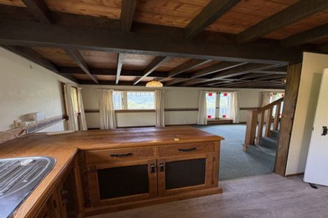 Photo of property in 11 Mcmanaway Grove, Stokes Valley, Lower Hutt, 5019