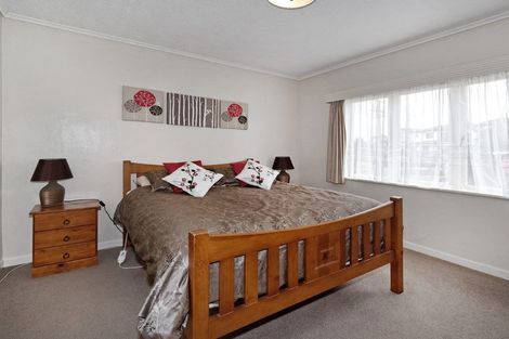 Photo of property in 26 Willerton Avenue, New Lynn, Auckland, 0600