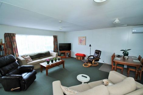 Photo of property in 22 Cairngorm Place, Tokoroa, 3420