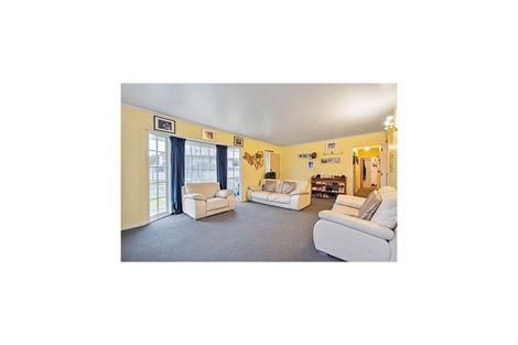 Photo of property in 1 Iris Place, Clendon Park, Auckland, 2103