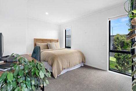 Photo of property in 18a Rose Leigh Drive, Cambridge, 3434