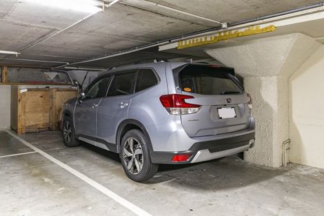 Photo of property in Metro Apartments, 4/220 Thorndon Quay, Pipitea, Wellington, 6011