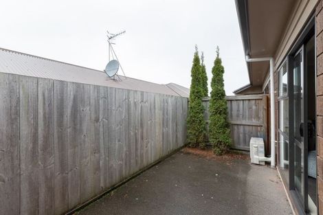 Photo of property in 2/108 Old Farm Road, Hamilton East, Hamilton, 3216