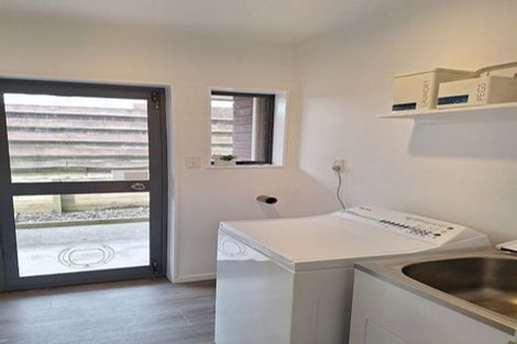 Photo of property in 36 Wesley Avenue, Frankleigh Park, New Plymouth, 4310