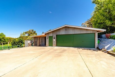 Photo of property in 10 Abbotsford Road, Waipawa, 4210