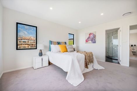 Photo of property in 1 Aklander Rise, Flat Bush, Auckland, 2019