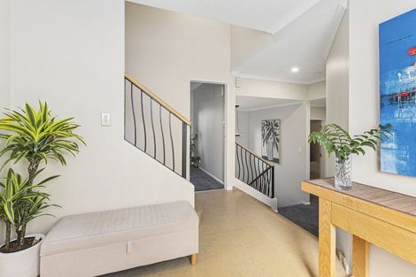 Photo of property in 81 Nevay Road, Miramar, Wellington, 6022