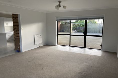 Photo of property in 3 Calluna Crescent, Totara Heights, Auckland, 2105