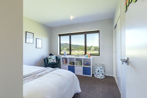 Photo of property in 30 Robert Might Road, Huapai, Kumeu, 0810