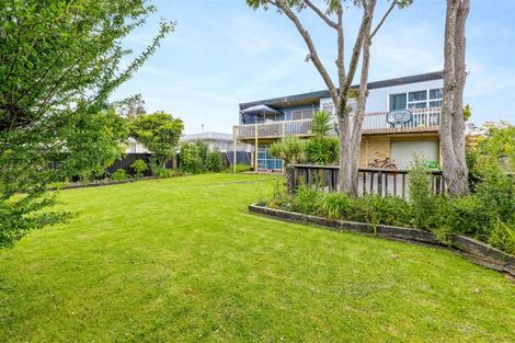 Photo of property in 101 Taikata Road, Te Atatu Peninsula, Auckland, 0610