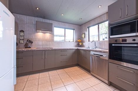 Photo of property in 15 Royal Road, Massey, Auckland, 0614